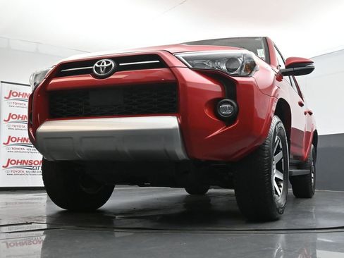 Used 2024 Toyota 4Runner TRD Off-Road Premium AWD/4WD image 34