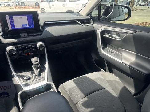 Used 2023 Toyota RAV4 AWD Hybrid image 17