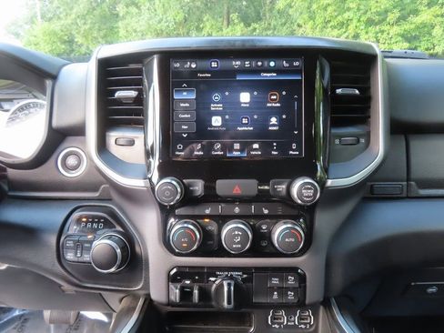 Used 2022 RAM 1500 Big Horn image 7