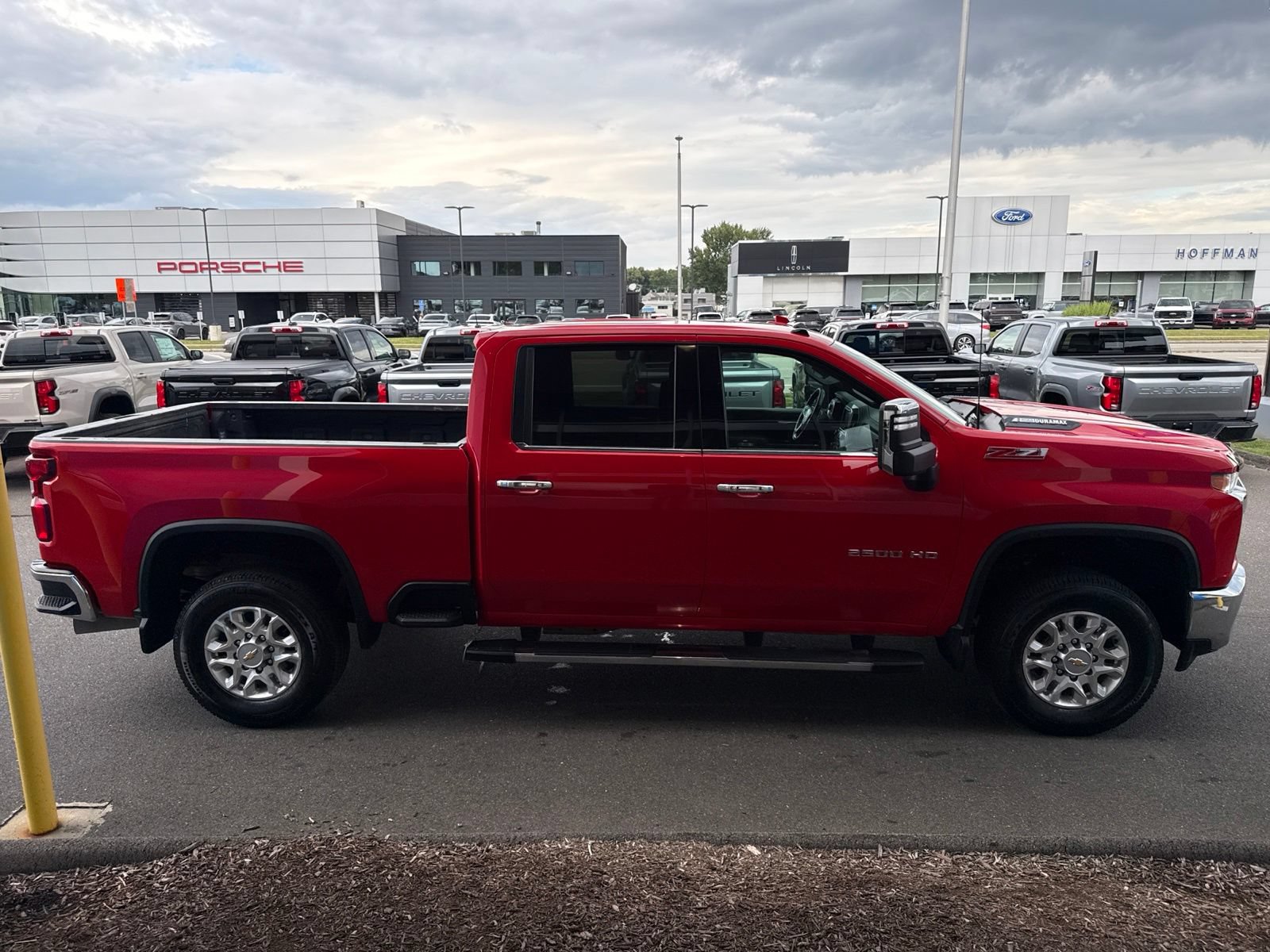Used 2023 Chevrolet Silverado 2500 LTZ w/ Z71 Off-Road Package AWD/4WD image 6