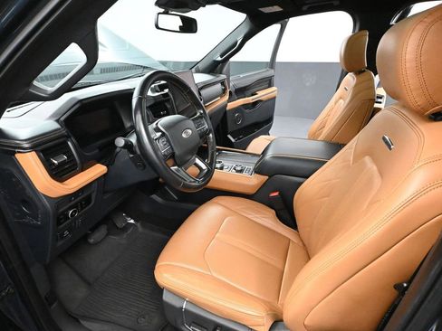 Used 2023 Ford Expedition Platinum image 23