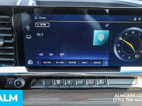 Used 2024 Chevrolet Silverado 2500 LT image 44