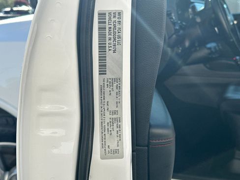Used 2024 Dodge Durango GT AWD/4WD image 36