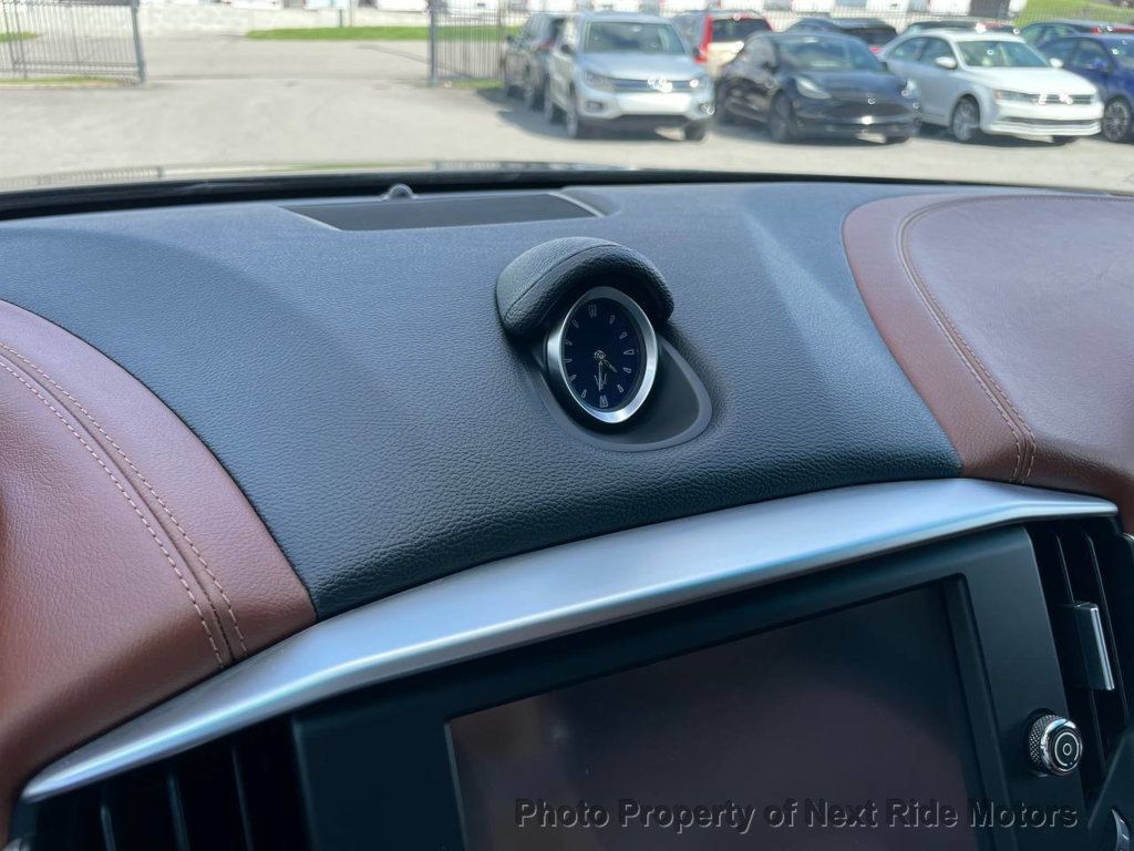 Used 2014 Maserati Ghibli RWD image 21