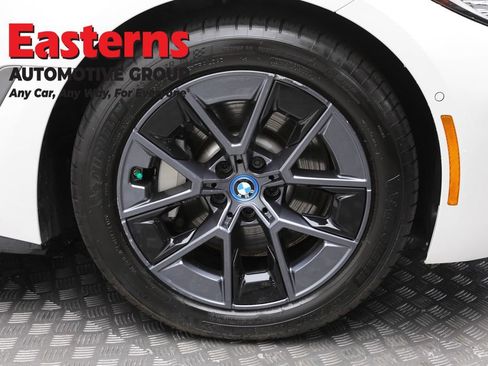 Used 2023 BMW i4 eDrive35 w/ Premium Package RWD image 34