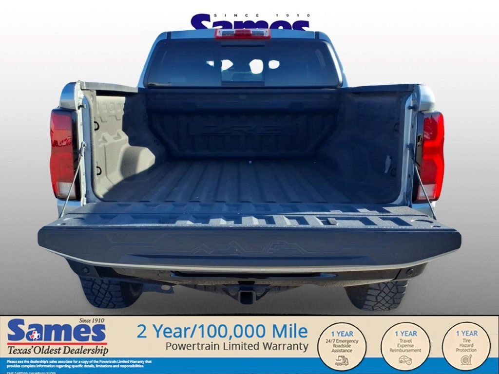 Used 2024 Chevrolet Colorado ZR2 w/ ZR2 Convenience Package III AWD/4WD image 13