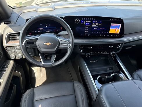 Certified 2025 Chevrolet Tahoe LT image 24