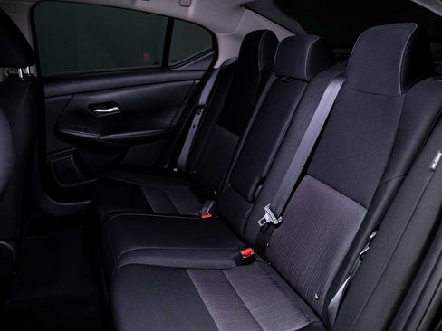 Used 2021 Nissan Sentra SV FWD image 15
