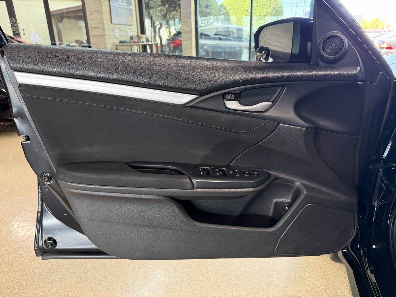 Used 2016 Honda Civic EX-T image 28