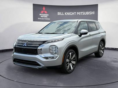 Used 2025 Mitsubishi Outlander SE