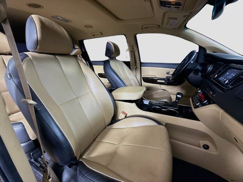 Used 2020 Kia Sedona EX w/ EX Premium Package image 29
