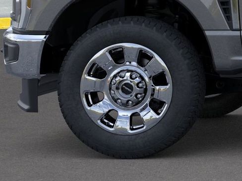 New 2026 Ford F250 Lariat w/ Chrome Package image 37