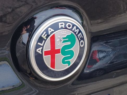 Used 2022 Alfa Romeo Giulia Sprint AWD/4WD image 31