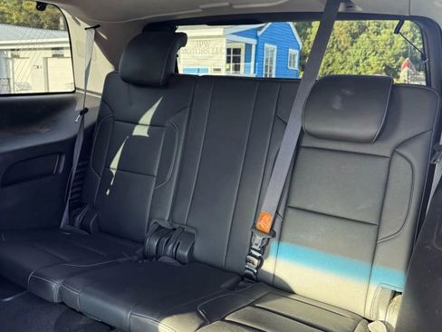 Used 2018 Chevrolet Tahoe Premier image 17