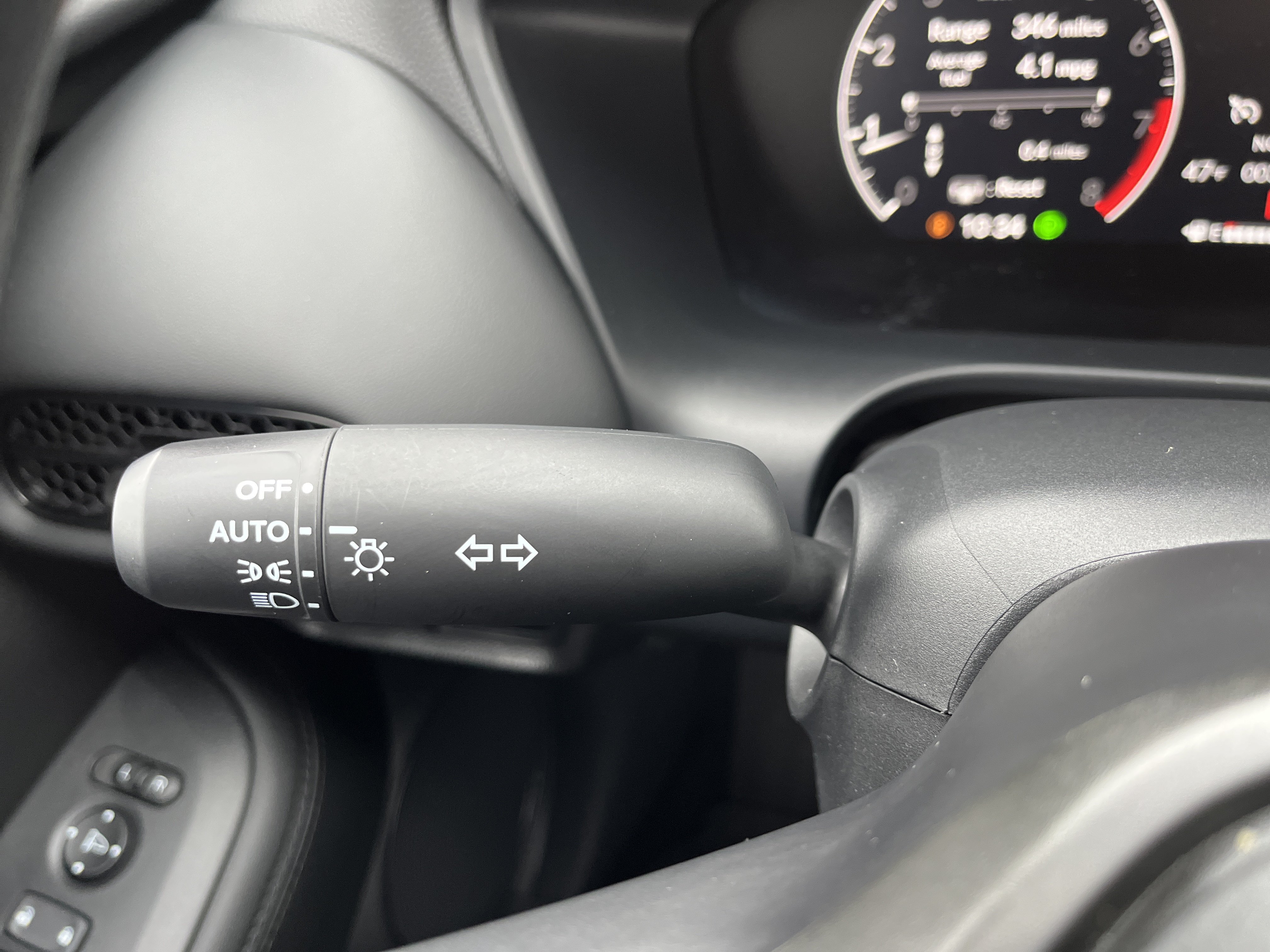 Used 2026 Honda HR-V LX image 24