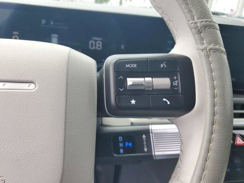 Used 2025 Hyundai Santa Fe SEL image 28