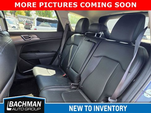 Used 2023 Kia Sportage EX FWD image 7