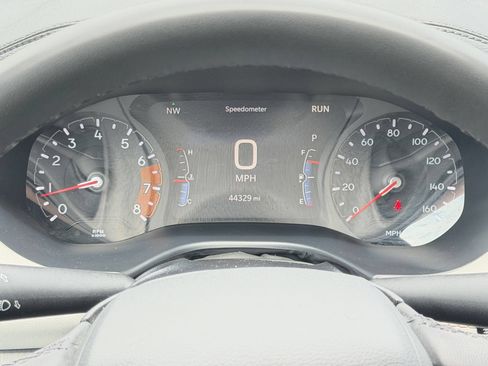 Used 2025 Jeep Compass Limited AWD/4WD image 33
