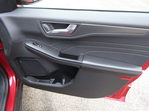 Used 2023 Ford Escape Active w/ Tech Pack #2 AWD/4WD image 19