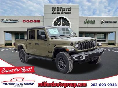New 2026 Jeep Gladiator Sport
