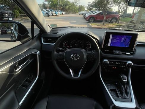 Used 2023 Toyota RAV4 XLE Premium FWD image 12