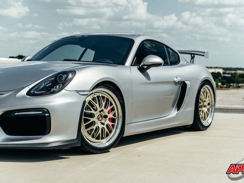 Used 2016 Porsche Cayman GT4 RWD image 42