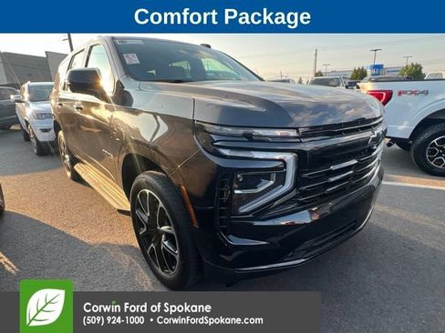Used 2025 Chevrolet Tahoe RST w/ Comfort Package AWD/4WD image 3
