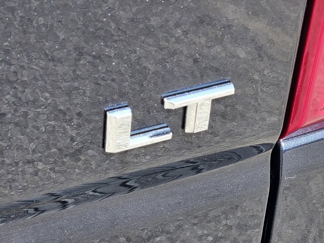 Used 2023 Chevrolet Silverado 1500 LT w/ Protection Package RWD image 9