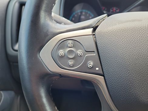 Used 2019 Chevrolet Colorado Z71 RWD image 30