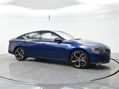 Used 2024 Nissan Altima 2.5 SR