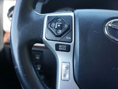 Used 2017 Toyota Tundra Limited w/ Limited Premium Package image 7