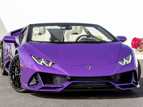 Used 2024 Lamborghini Huracan EVO image 5