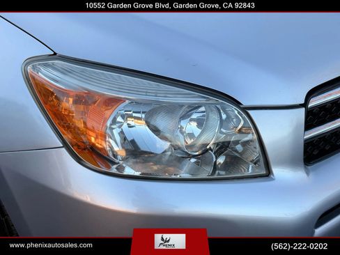 Used 2008 Toyota RAV4 Limited image 13