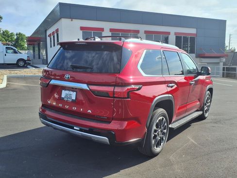 Certified 2025 Toyota Sequoia Limited w/ Tow Technology Package AWD/4WD image 4