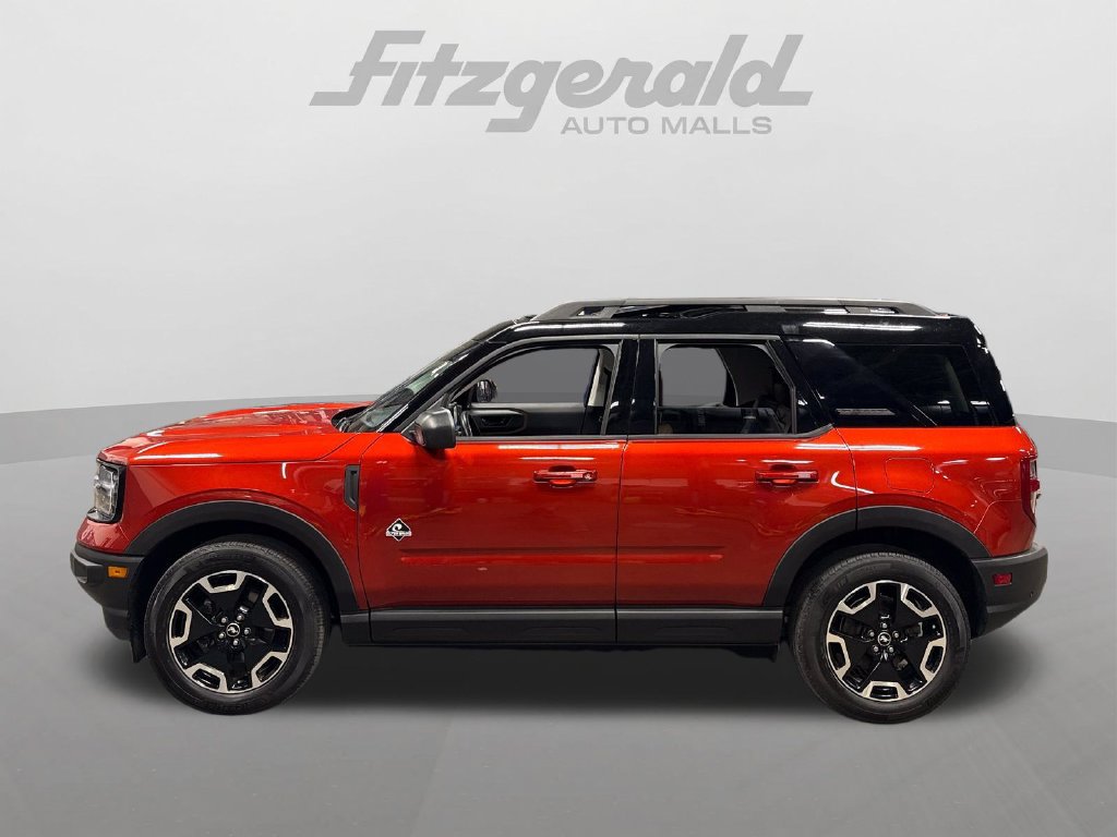 Used 2023 Ford Bronco Sport Outer Banks w/ Tech Package AWD/4WD image 3