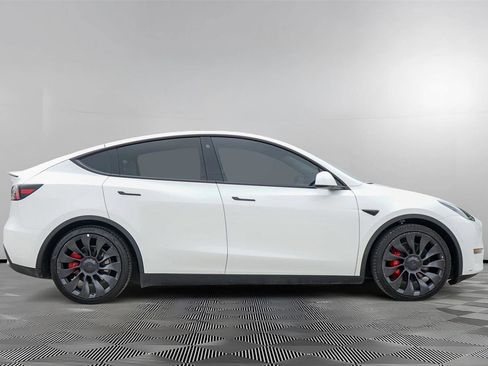 Used 2022 Tesla Model Y Performance AWD/4WD image 4