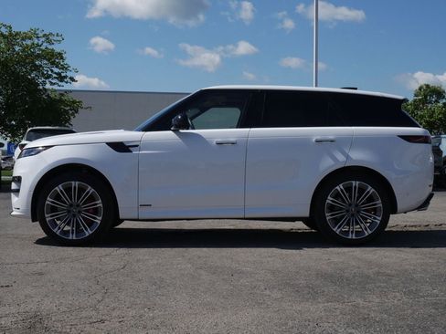 Used 2025 Land Rover Range Rover Sport Autobiography AWD/4WD image 6