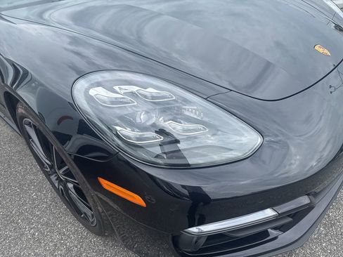 Certified 2022 Porsche Panamera GTS AWD/4WD image 2