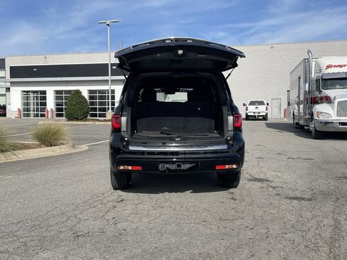 Used 2023 INFINITI QX80 Sensory w/ Cargo Package image 7
