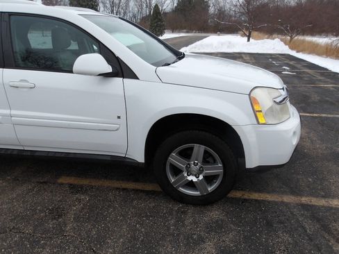 Used 2008 Chevrolet Equinox LT w/ LT Preferred Equipment Group image 28