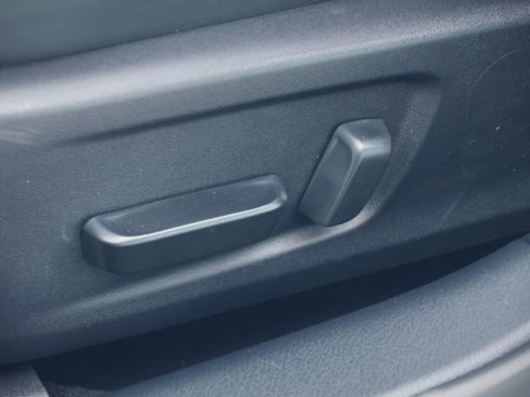 Used 2023 Lexus IS 300 w/ Comfort Package image 32