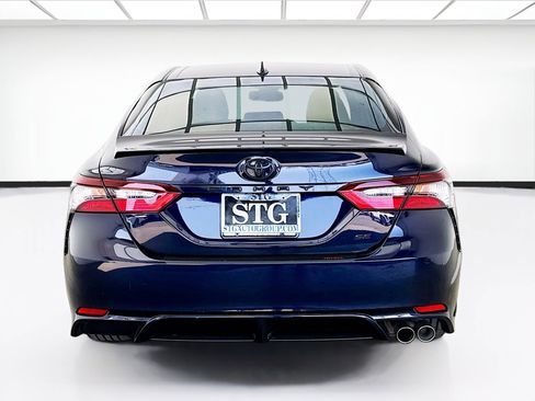 Used 2021 Toyota Camry SE w/ TRD Appearance Package (TMS) FWD image 5