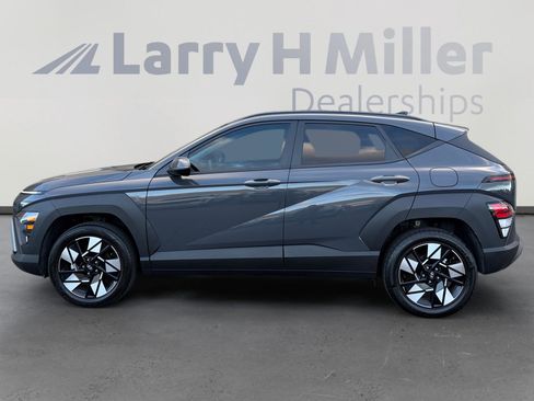 Certified 2024 Hyundai Kona SEL image 3