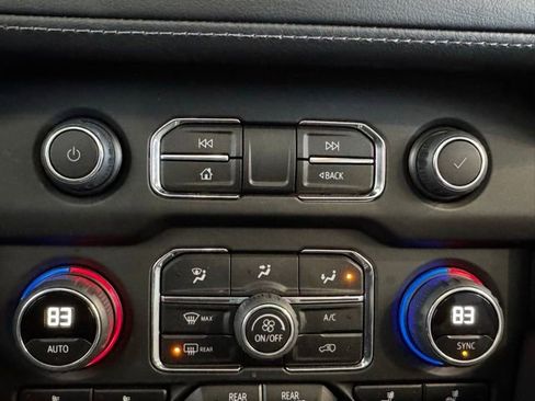 Certified 2023 Chevrolet Tahoe Z71 w/ Luxury Package image 17