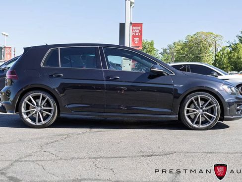 Used 2017 Volkswagen Golf R 4-Door AWD/4WD image 18