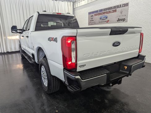 Used 2024 Ford F250 XLT image 9