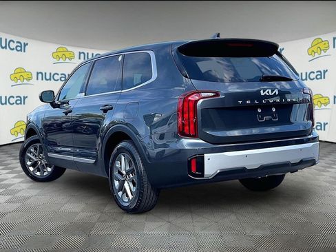 Used 2024 Kia Telluride LX AWD/4WD image 4