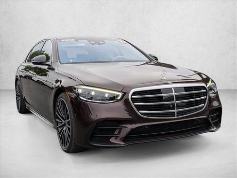 Certified 2022 Mercedes-Benz S 580 4MATIC Sedan image 3