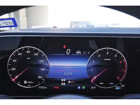 Used 2024 Mercedes-Benz GLS 450 4MATIC image 7