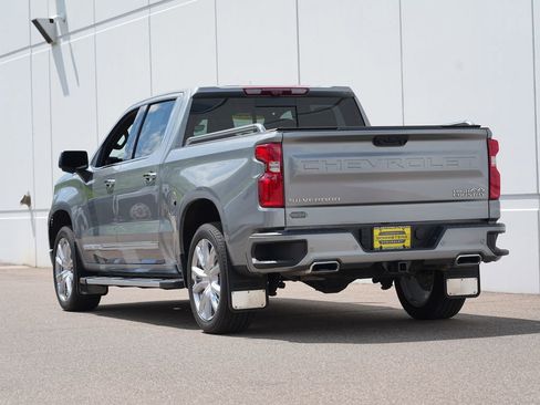 Certified 2025 Chevrolet Silverado 1500 High Country w/ High Country Premium Package AWD/4WD image 5